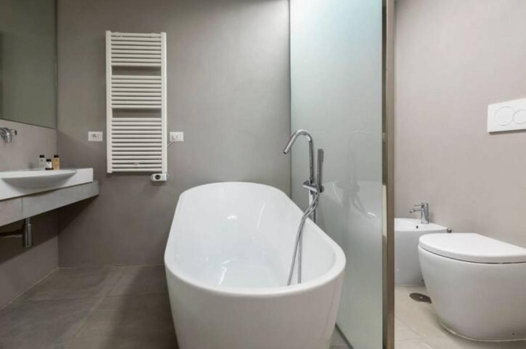 רומא Croce Apartments מראה חיצוני תמונה